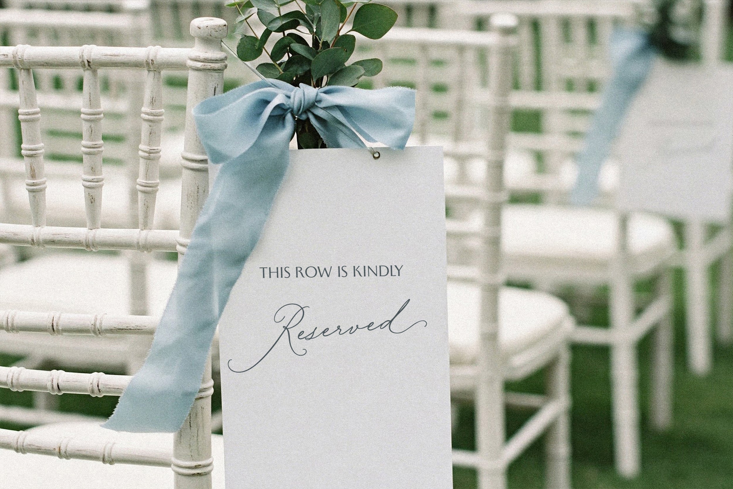 Rose Orchard Garden // Romantic Font