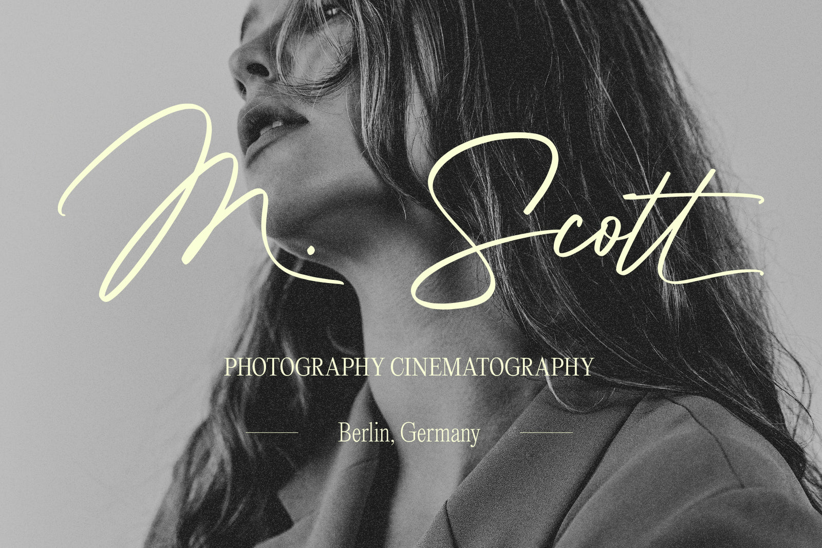 Agatha Bergman // Signature Font